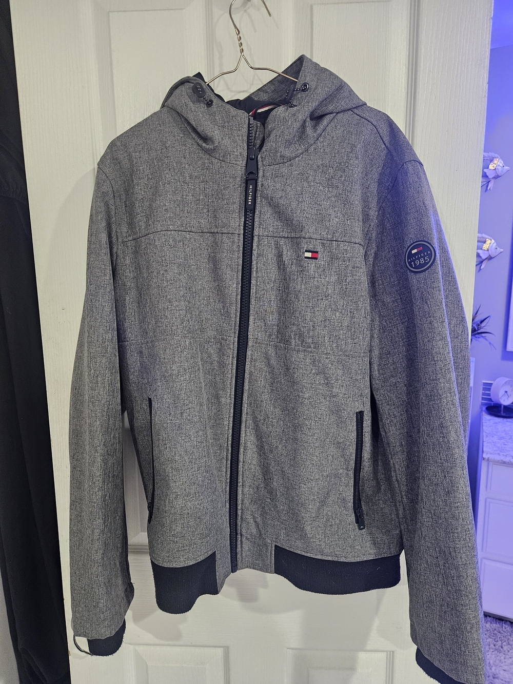 Tommy Hilfiger Men's Heather Gray Hooded Windbreaker Jacket